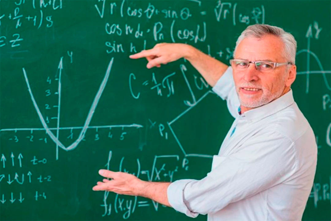 Доцент и профессор — в чем разница между ученым званием и степенью